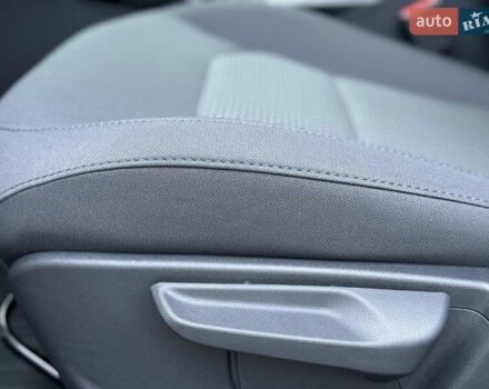 Красный Киа Niro, объемом двигателя 0 л и пробегом 1 тыс. км за 28900 $, фото 38 на Automoto.ua