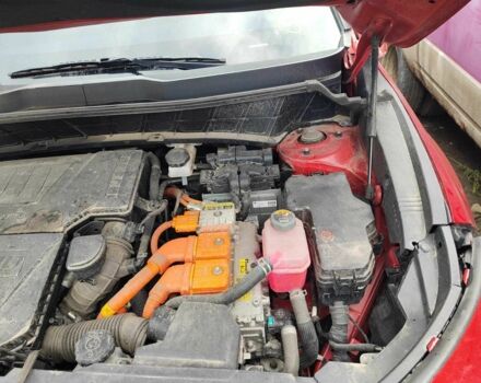 Киа Niro 2023 в Одессе на Automoto.ua Красный Киа Niro, объемом двигателя 1.6 л и пробегом 170 тыс. км за 345 $, фото 9 на Automoto.ua