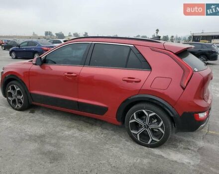 Красный Киа Niro, объемом двигателя 1.58 л и пробегом 76 тыс. км за 7800 $, фото 1 на Automoto.ua