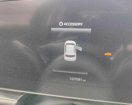 Киа Niro 2023 в Одессе на Automoto.ua Красный Киа Niro, объемом двигателя 1.6 л и пробегом 170 тыс. км за 345 $, фото 13 на Automoto.ua