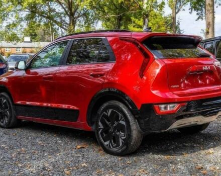 Красный Киа Niro, объемом двигателя 0 л и пробегом 27 тыс. км за 19000 $, фото 3 на Automoto.ua