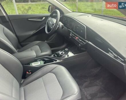 Красный Киа Niro, объемом двигателя 0 л и пробегом 14 тыс. км за 24300 $, фото 18 на Automoto.ua