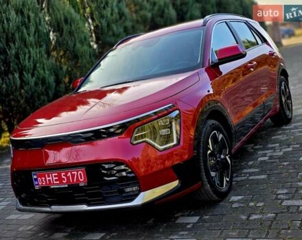 Красный Киа Niro, объемом двигателя 0 л и пробегом 19 тыс. км за 27900 $, фото 2 на Automoto.ua