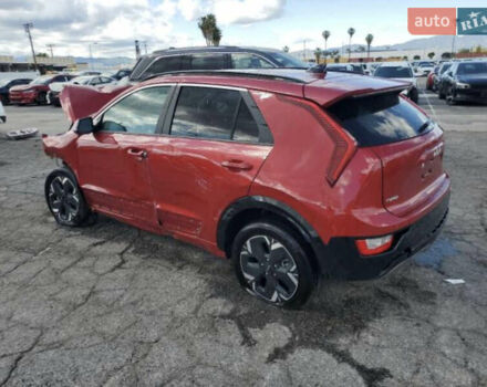 Красный Киа Niro, объемом двигателя 0 л и пробегом 31 тыс. км за 7800 $, фото 3 на Automoto.ua