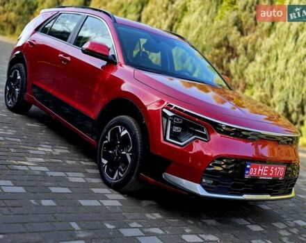 Красный Киа Niro, объемом двигателя 0 л и пробегом 19 тыс. км за 27900 $, фото 3 на Automoto.ua