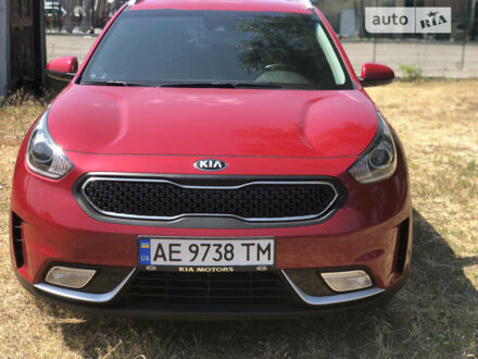 Кіа Niro 2018 у Києві на Automoto.ua Червоний Кіа Niro, об'ємом двигуна 1.6 л та пробігом 80 тис. км за 19500 $, фото 1 на Automoto.ua