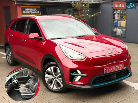 Червоний Кіа Niro, об'ємом двигуна 0 л та пробігом 151 тис. км за 18500 $, фото 1 на Automoto.ua