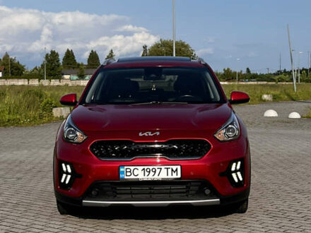 Кіа Niro 2021 у Львові на Automoto.ua Червоний Кіа Niro, об'ємом двигуна 1.58 л та пробігом 71 тис. км за 22700 $, фото 1 на Automoto.ua