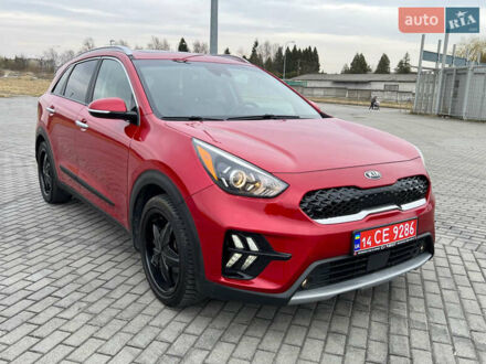 Красный Киа Niro, объемом двигателя 1.6 л и пробегом 108 тыс. км за 19500 $, фото 1 на Automoto.ua