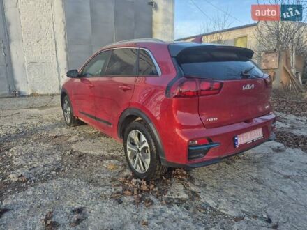 Красный Киа Niro, объемом двигателя 0 л и пробегом 35 тыс. км за 16800 $, фото 1 на Automoto.ua