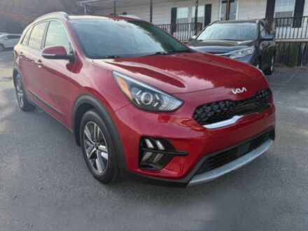 Красный Киа Niro, объемом двигателя 1.6 л и пробегом 17 тыс. км за 16500 $, фото 1 на Automoto.ua