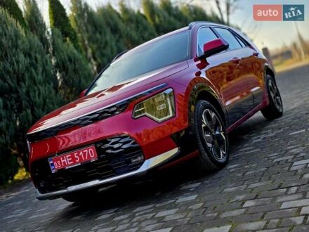Красный Киа Niro, объемом двигателя 0 л и пробегом 19 тыс. км за 27900 $, фото 1 на Automoto.ua
