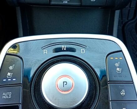 Кіа Niro, об'ємом двигуна 0.15 л та пробігом 0 тис. км за 17800 $, фото 5 на Automoto.ua