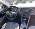 Киа Niro, объемом двигателя 0 л и пробегом 170 тыс. км за 15500 $, фото 9 на Automoto.ua
