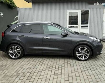 Киа Niro, объемом двигателя 0 л и пробегом 111 тыс. км за 18500 $, фото 5 на Automoto.ua