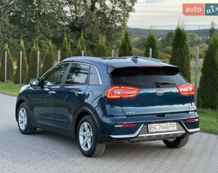 Кіа Niro, об'ємом двигуна 1.58 л та пробігом 135 тис. км за 17000 $, фото 3 на Automoto.ua
