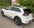 Кіа Niro, об'ємом двигуна 1.58 л та пробігом 71 тис. км за 16700 $, фото 4 на Automoto.ua