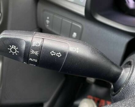 Кіа Niro, об'ємом двигуна 0 л та пробігом 60 тис. км за 14200 $, фото 20 на Automoto.ua