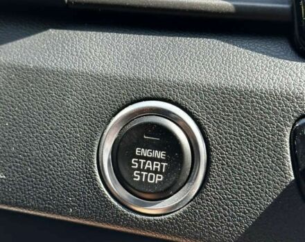 Кіа Niro, об'ємом двигуна 0 л та пробігом 168 тис. км за 13800 $, фото 12 на Automoto.ua