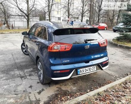 Кіа Niro, об'ємом двигуна 1.58 л та пробігом 69 тис. км за 17700 $, фото 6 на Automoto.ua