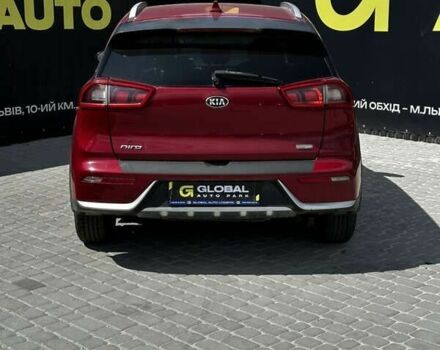 Кіа Niro, об'ємом двигуна 0 л та пробігом 168 тис. км за 13800 $, фото 16 на Automoto.ua