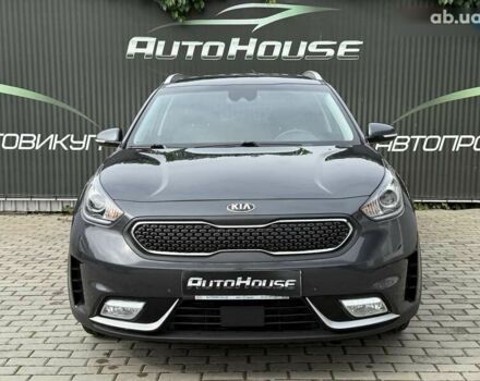Киа Niro, объемом двигателя 0 л и пробегом 111 тыс. км за 18500 $, фото 2 на Automoto.ua