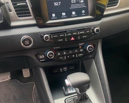 Киа Niro, объемом двигателя 1.58 л и пробегом 96 тыс. км за 16300 $, фото 12 на Automoto.ua