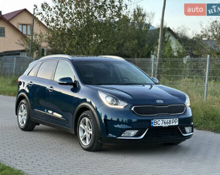 Кіа Niro, об'ємом двигуна 1.58 л та пробігом 135 тис. км за 17000 $, фото 2 на Automoto.ua