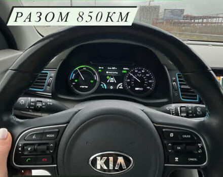 Кіа Niro, об'ємом двигуна 1.58 л та пробігом 70 тис. км за 19500 $, фото 1 на Automoto.ua