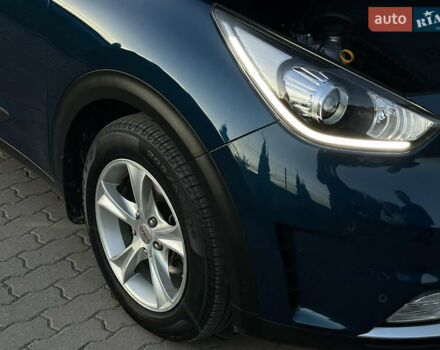 Кіа Niro, об'ємом двигуна 1.58 л та пробігом 135 тис. км за 17000 $, фото 21 на Automoto.ua