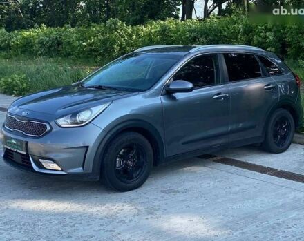 Кіа Niro, об'ємом двигуна 0 л та пробігом 139 тис. км за 15990 $, фото 7 на Automoto.ua