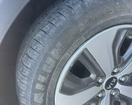 Кіа Niro 2017 у Миколаєві на Automoto.ua Кіа Niro, об'ємом двигуна 1.6 л та пробігом 164 тис. км за 15000 $, фото 5 на Automoto.ua