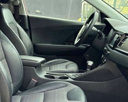 Киа Niro 2017 в Львове на Automoto.ua Киа Niro, объемом двигателя 0 л и пробегом 168 тыс. км за 14500 $, фото 16 на Automoto.ua