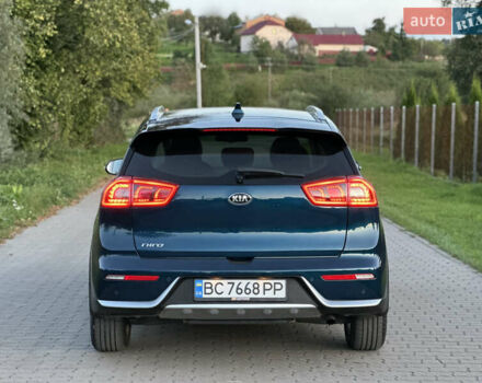 Кіа Niro, об'ємом двигуна 1.58 л та пробігом 135 тис. км за 17000 $, фото 4 на Automoto.ua