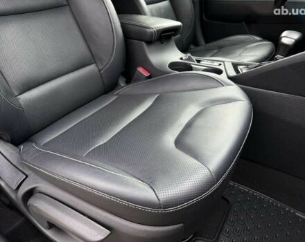 Киа Niro, объемом двигателя 0 л и пробегом 111 тыс. км за 18500 $, фото 29 на Automoto.ua
