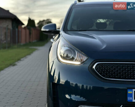 Кіа Niro, об'ємом двигуна 1.58 л та пробігом 135 тис. км за 17000 $, фото 8 на Automoto.ua