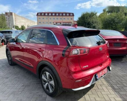 Киа Niro, объемом двигателя 0 л и пробегом 174 тыс. км за 10100 $, фото 2 на Automoto.ua