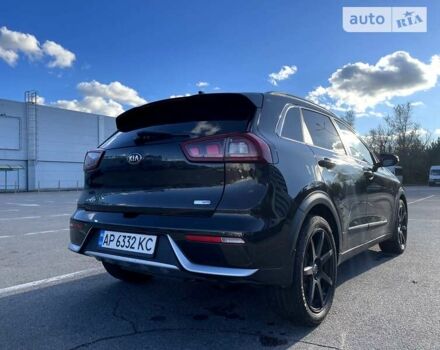 Кіа Niro, об'ємом двигуна 1.58 л та пробігом 120 тис. км за 16500 $, фото 17 на Automoto.ua