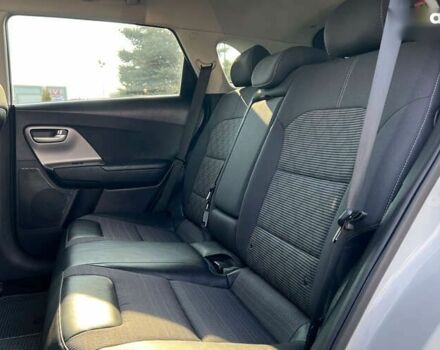 Кіа Niro, об'ємом двигуна 0 л та пробігом 102 тис. км за 16550 $, фото 11 на Automoto.ua