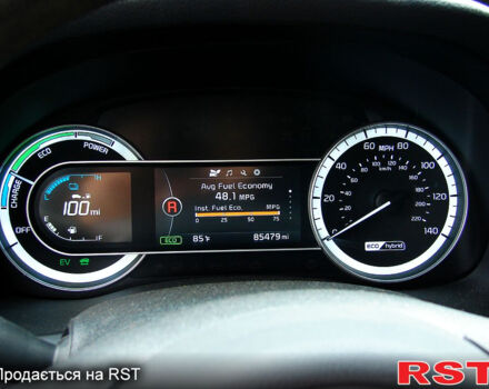 Кіа Niro, об'ємом двигуна 1.6 л та пробігом 136 тис. км за 16500 $, фото 9 на Automoto.ua