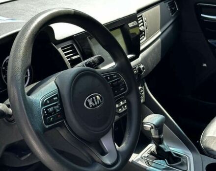 Кіа Niro, об'ємом двигуна 0 л та пробігом 168 тис. км за 13800 $, фото 7 на Automoto.ua
