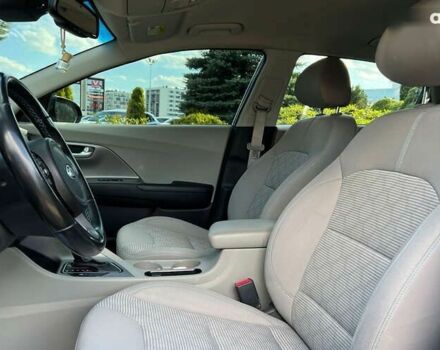 Киа Niro, объемом двигателя 0 л и пробегом 152 тыс. км за 17700 $, фото 13 на Automoto.ua