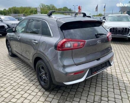 Кіа Niro, об'ємом двигуна 0 л та пробігом 208 тис. км за 15300 $, фото 3 на Automoto.ua