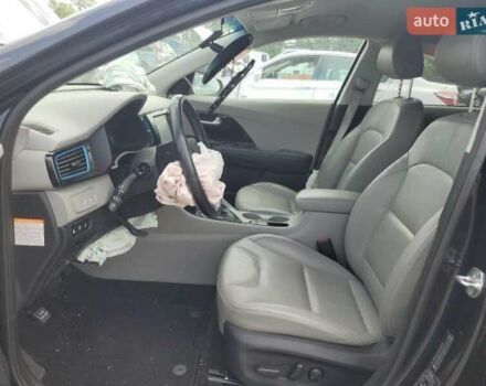 Киа Niro, объемом двигателя 0 л и пробегом 74 тыс. км за 8900 $, фото 5 на Automoto.ua