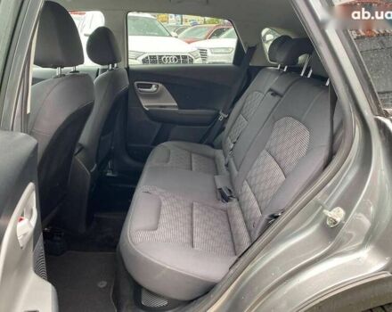 Кіа Niro, об'ємом двигуна 0 л та пробігом 208 тис. км за 15300 $, фото 18 на Automoto.ua