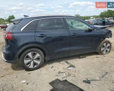 Киа Niro, объемом двигателя 0 л и пробегом 74 тыс. км за 8900 $, фото 3 на Automoto.ua