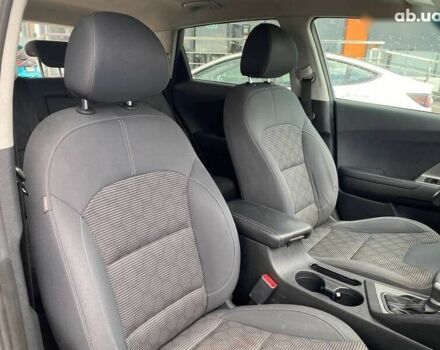 Кіа Niro, об'ємом двигуна 0 л та пробігом 208 тис. км за 15300 $, фото 23 на Automoto.ua