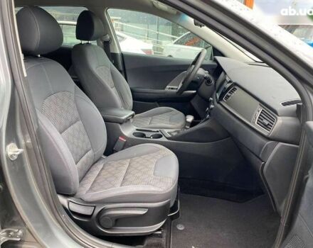 Кіа Niro, об'ємом двигуна 0 л та пробігом 208 тис. км за 15300 $, фото 22 на Automoto.ua