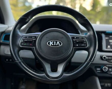 Киа Niro, объемом двигателя 0 л и пробегом 152 тыс. км за 17700 $, фото 17 на Automoto.ua
