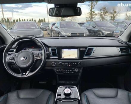 Киа Niro, объемом двигателя 0 л и пробегом 79 тыс. км за 18700 $, фото 2 на Automoto.ua